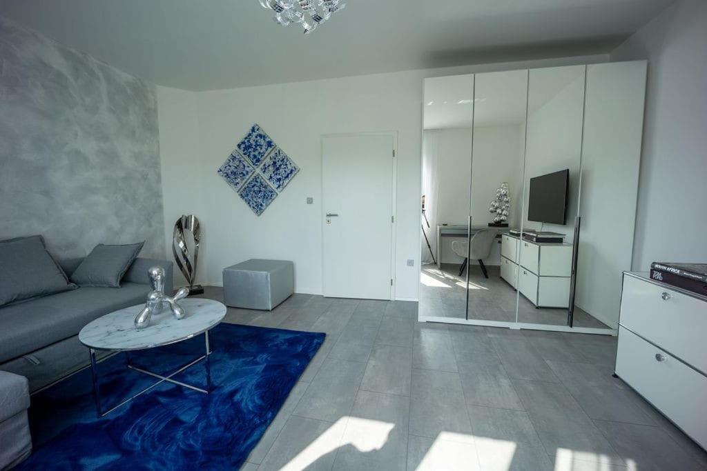 Ruhige Unterkunft Mit Einer Schoenen Aussicht Apartment Znojmo Luaran gambar